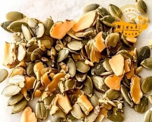 Delicious pumpkin seed clusters for a healthy snack option