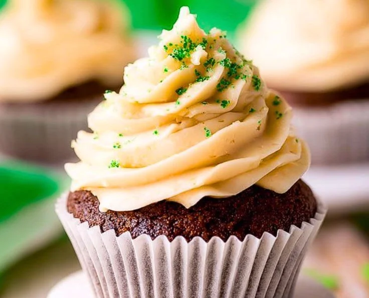 Easy Irish Cupcakes